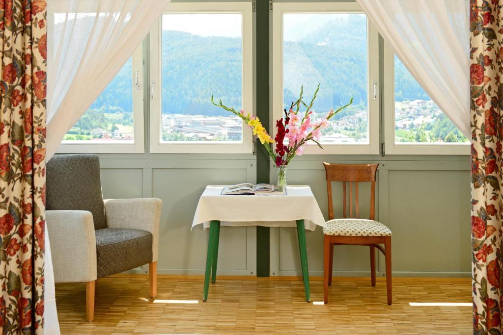 Hotel Gassenwirt Chienes Bilik gambar